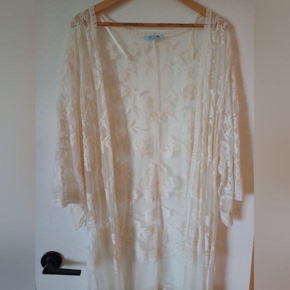She + Sky Cream Lace Kimono Robe Coverup Boho Style Size Medium / Large - Picture 3 of 16